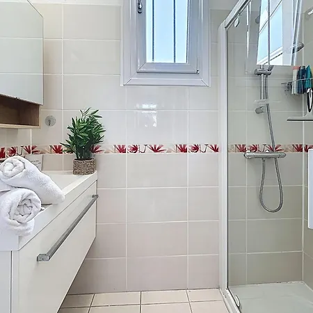 Vakantiehuis L'escale By Interhome Saint-Michel-Chef-Chef